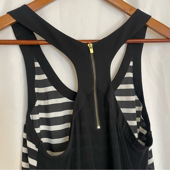 EXPRESS Women’s Black White Stripe Racer Back Zip Up Tank Top Size XS - Picture 8 of 10